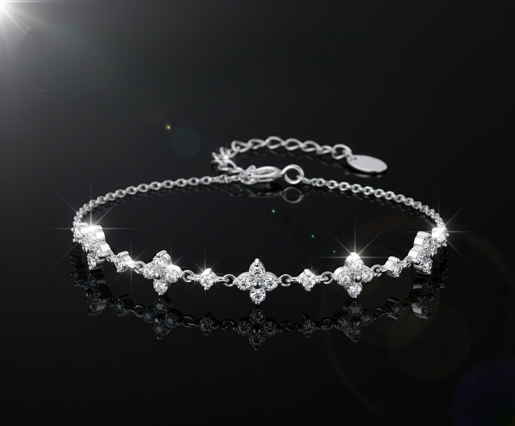 Five-Petal Zircon Bracelet